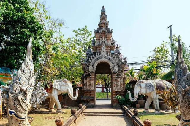 Wat Lam Chang