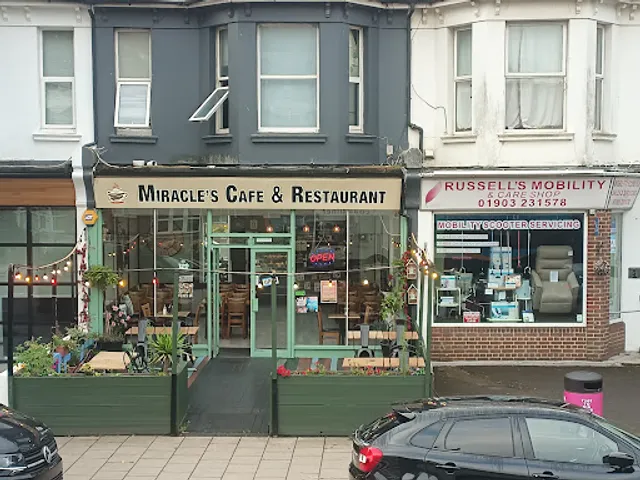 Miracle's cafe
