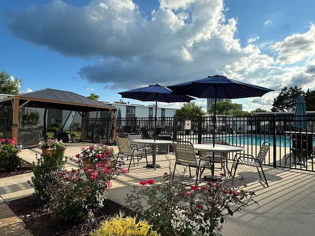 Royal Arms of Green Hills