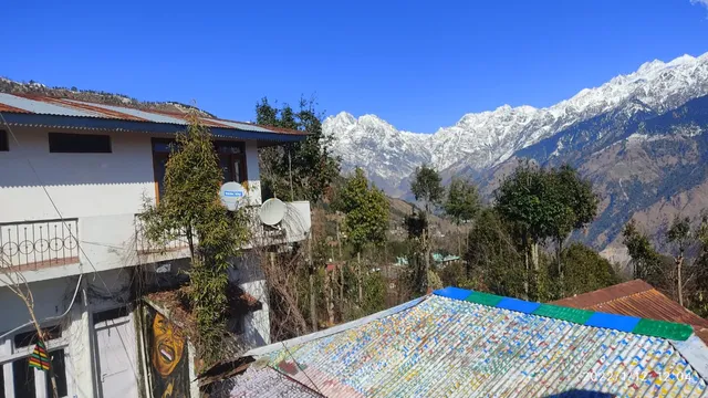 Johar Hill Top Hotel & Holiday Home