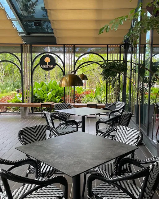 Locarasa Restaurant & Patisserie