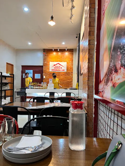 House of Bangus (by Mr. Dagupeño)