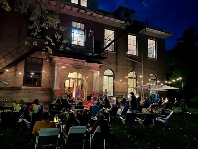 Sober Inn Social Club