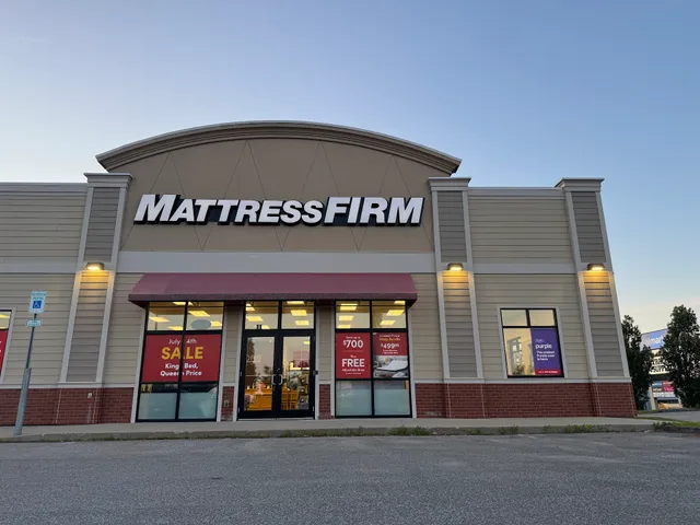 Mattress Firm Thomaston Commons