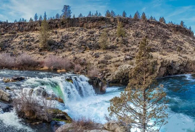 Steelhead Falls Trailhead