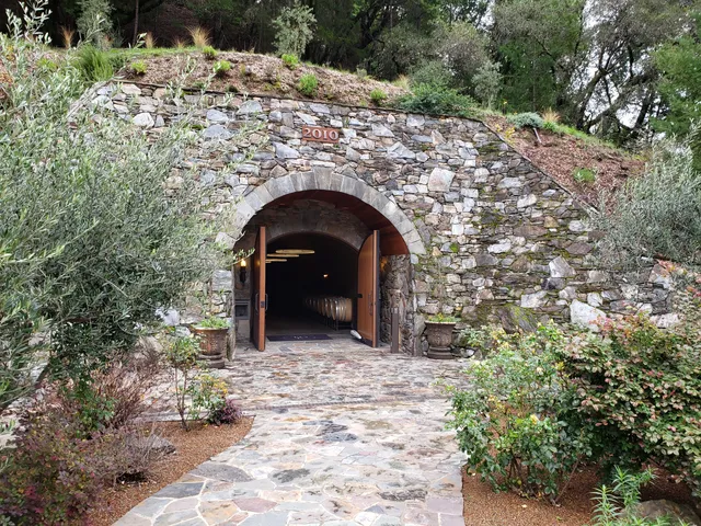 Thomas George Estates