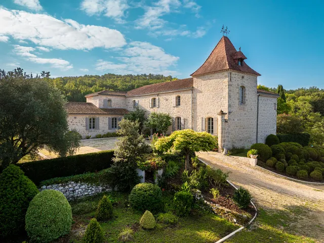 Manoir Blanche Haut chambres et tables d’hôtes à Villeneuve sur lot
