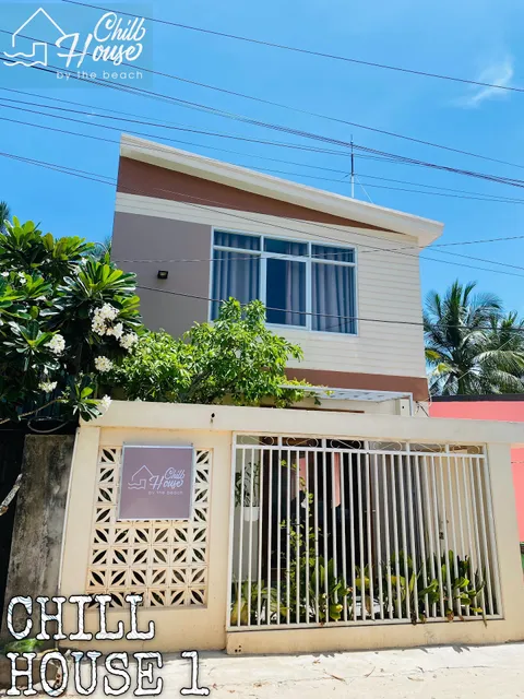 CHILL HOUSE by the beach