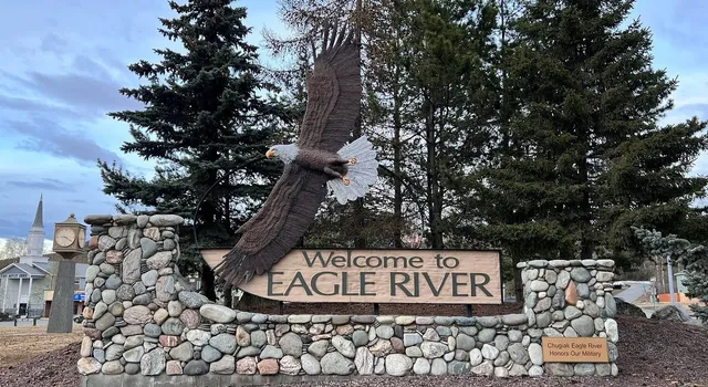 Eagle River Lodge
