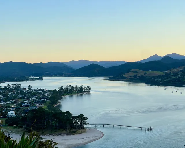 Mount Paku Lookout Walkway Entrance