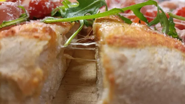 The Factory - bar pizzeria