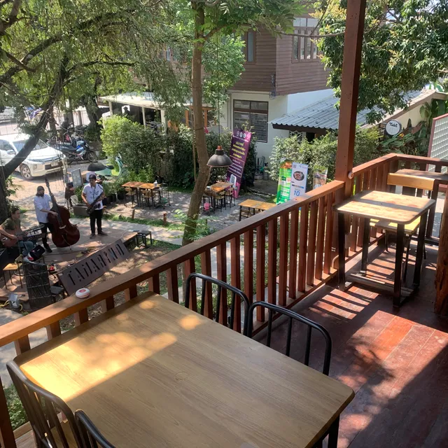 อรุณเบิกฟ้า Aroonbergfah Chiangrai