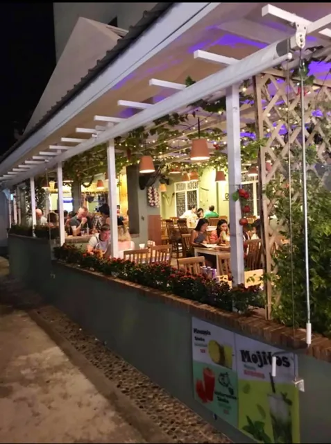 Napoli in Vespa Phuket Pizza-Restaurant