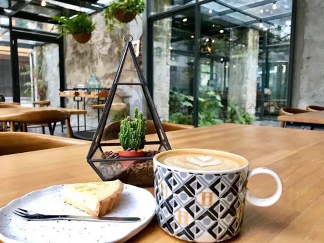 驛前大和頓物所