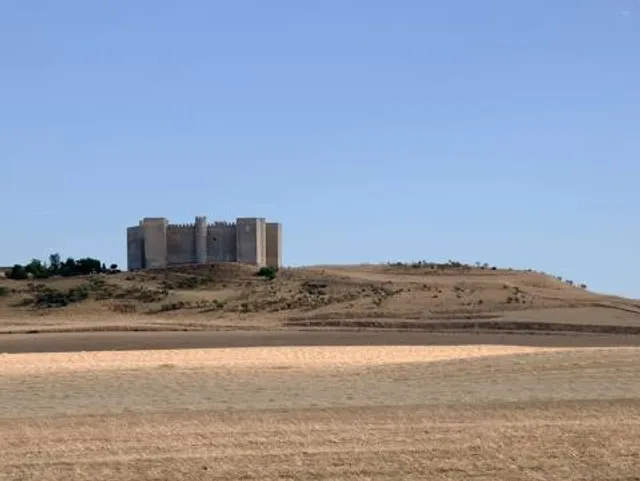 Montealegre de Campos Castle