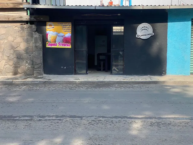 Taquería La pura vida