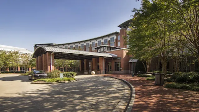 The Chattanoogan Hotel, Curio Collection by Hilton