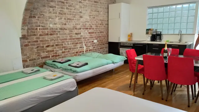 CozyNite Premium Apartment Stadthalle