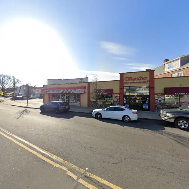 El Rancho Supermarket