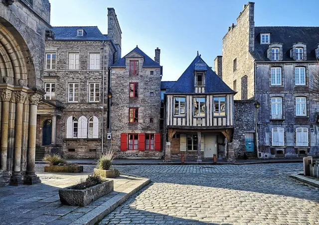 La Maison Pavie, Maison d'hôtes, demeure de Prestige