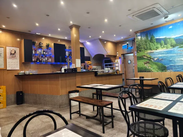 El Platazo Cafeteria Restaurante