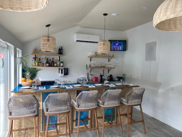 East Coast Conch Restaurant & Bar