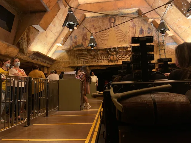 Revenge of the Mummy - The Ride