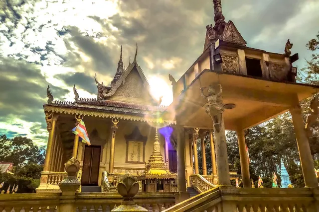 វត្តព្រះអង្គព្រះបួនព្រះភក្រ្ត (Chùa Bốn Mặt)