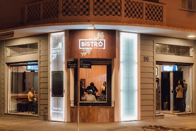 Bistrô por Thadeu Junqueira