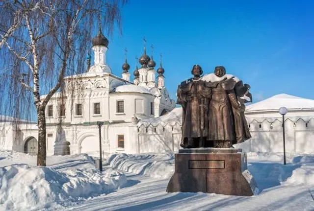 Monument to Peter and Fevronia Murom