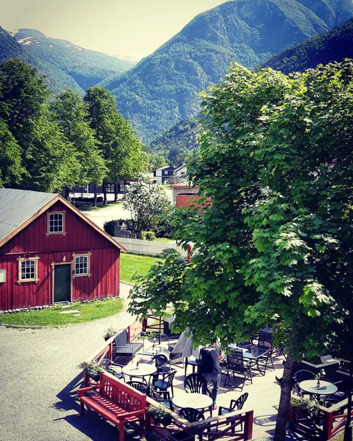 Lærdalsøren Guesthouse