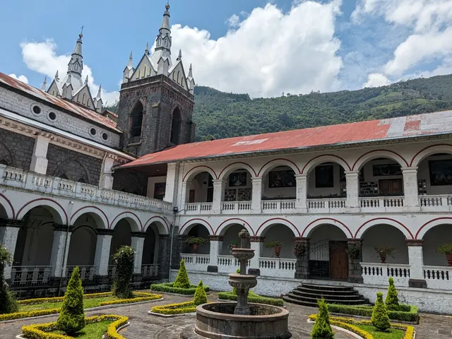 Museo Fray Enrique Mideros O. P.