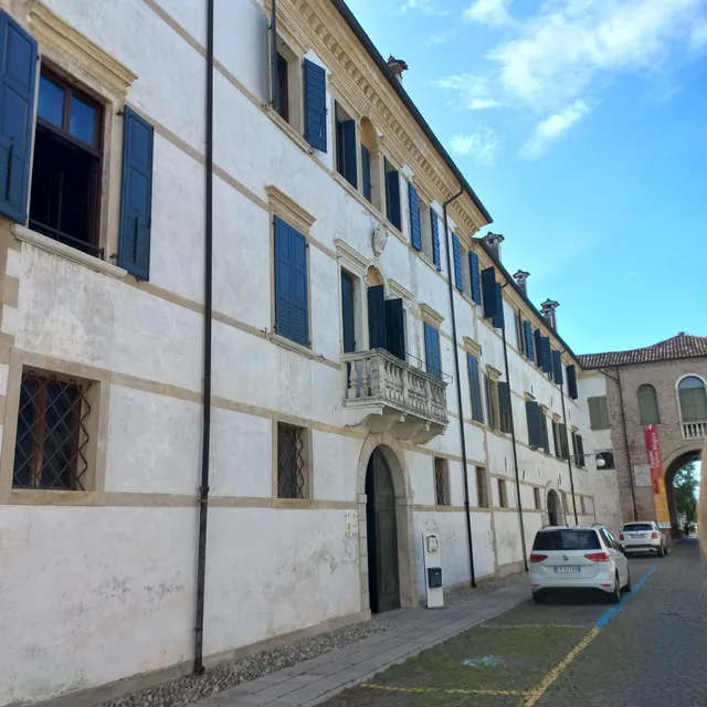 Palazzo Tullio Altan