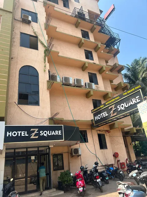 Hotel Z Square