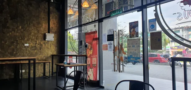 Ayam Gepuk Pak Gembus Permaisuri