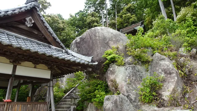 Tarobo Daigongen-sha Great Avatar Temple