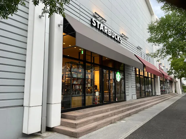 Starbucks Coffee - Mitsui Outlet Park Yokohama Bayside