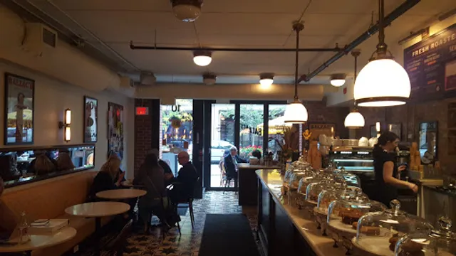 Balzac's Market Street