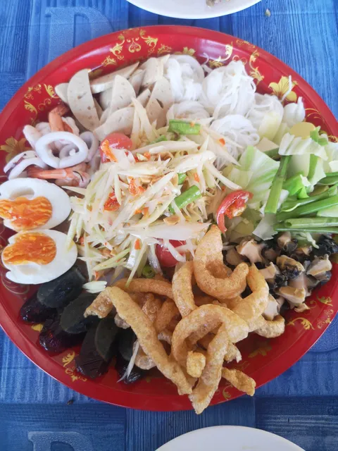 Nice restaurant (Laab Roi Et)