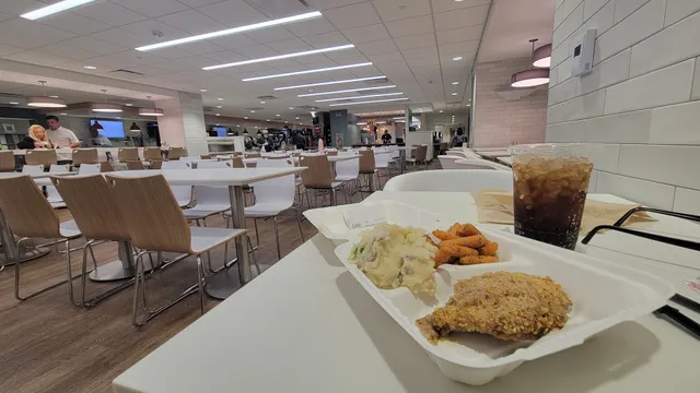 Silas Creek Kitchen at Forsyth Novant Health