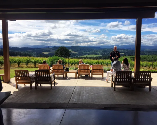 Eminent Domaine | Vineyard & Tasting Room