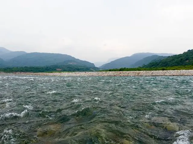 Bholagonj Sada Pathor Tourist Spot