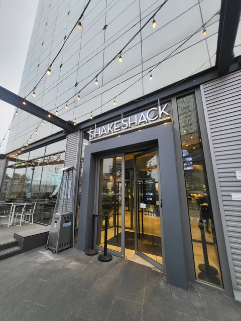 Shake Shack Doota