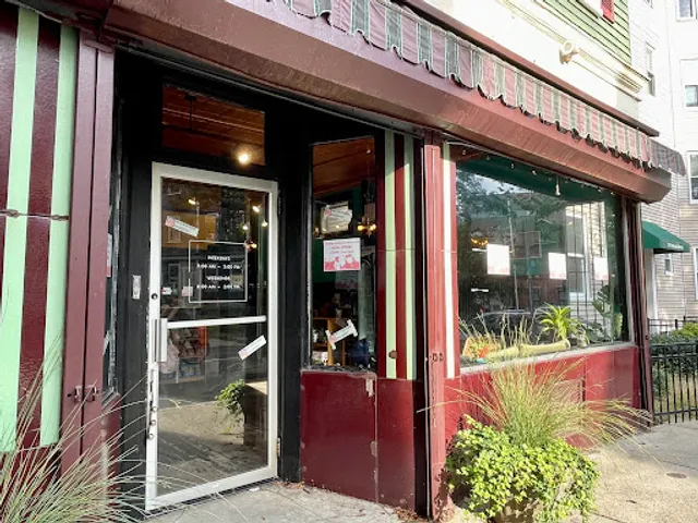 Circus Cooperative Cafe