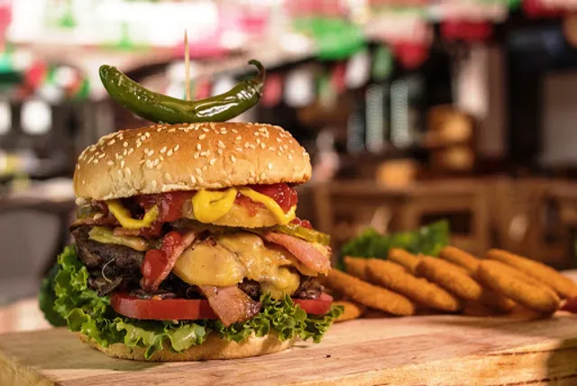 El Argentino Hamburguesería - Lomas de Cortés