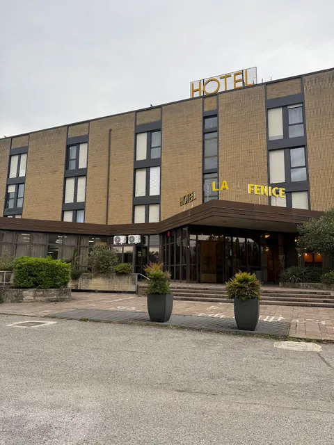 La Fenice Hotel