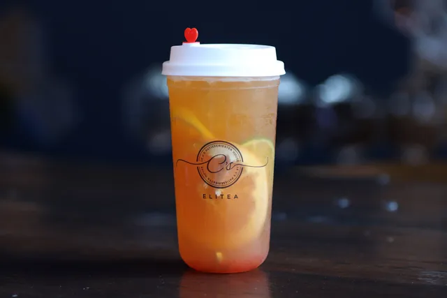 Le C's Patisserie & Tea House