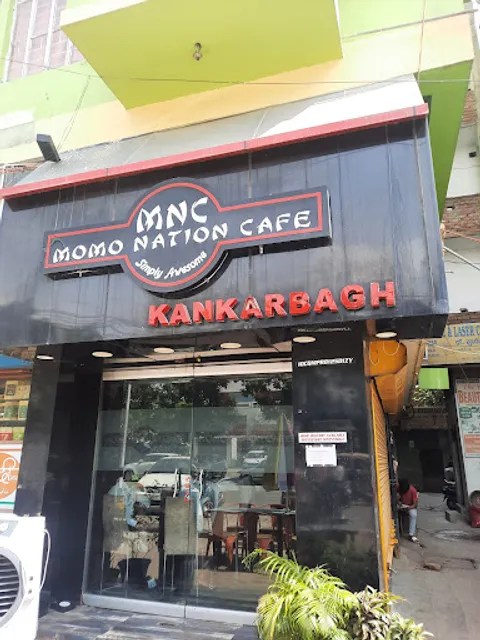Momo nation cafe
