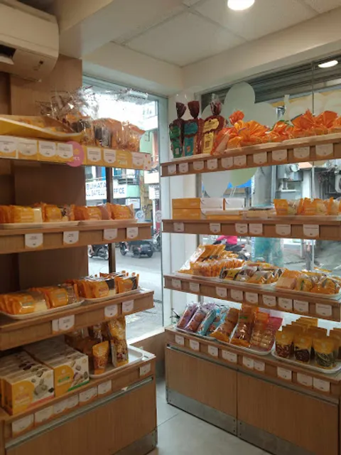 Goldilocks Pinagbuhatan