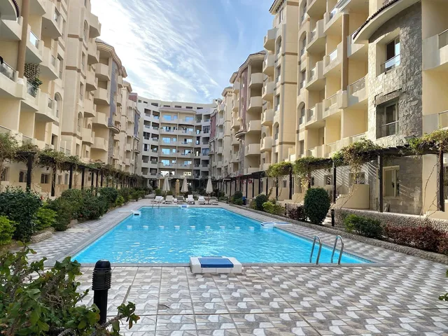 Florenza Khamsin beach